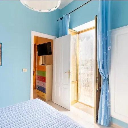 アパート La Caletta