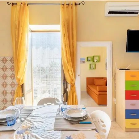 La Caletta アパート ヴィッラノーヴァ・ディ・オストゥーニ