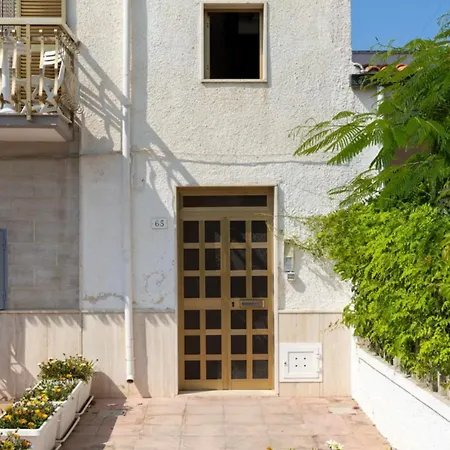 Apartment La Caletta